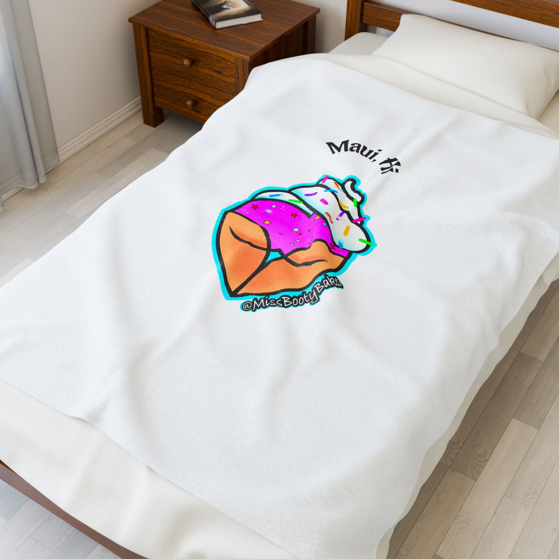 Colorful Ice Cream Heart Plush Blanket, Cozy Throw for Summer, Maui Souvenir Gift, Soft Bed Blanket, Home Decor
